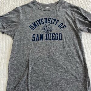 League Gray Short Sleeve University Tee University of San Diego sz medium